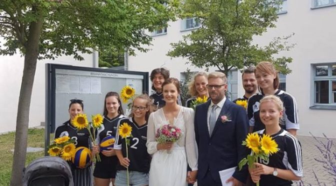 Bei den Volleyball Damen I läuten die Hochzeitsglocken!!!