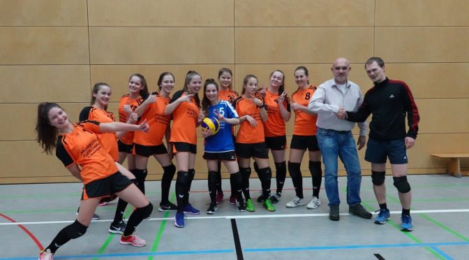 Neue Trikots für die Volleyballerinnen Damen 2